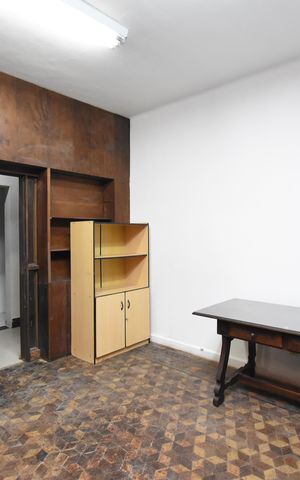 Casa à venda com 420m², 5 quartos e 4 vagasSala 9