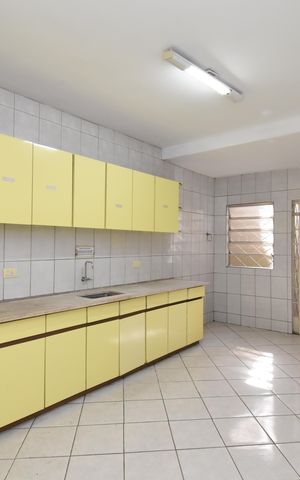 Casa à venda com 420m², 5 quartos e 4 vagasCozinha