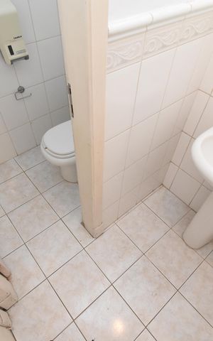 Casa à venda com 420m², 5 quartos e 4 vagasBanheiro do Ático