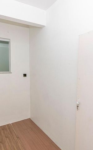 Casa à venda com 240m², 3 quartos e 3 vagas Casa à venda com 240m², 3 quartos e 3 vagasQuarto 2