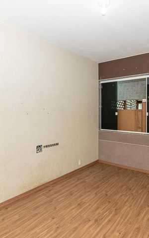 Casa à venda com 240m², 3 quartos e 3 vagas Casa à venda com 240m², 3 quartos e 3 vagasQuarto 1