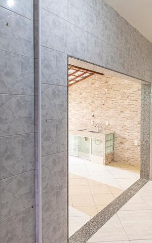 Casa à venda com 240m², 3 quartos e 3 vagas Casa à venda com 240m², 3 quartos e 3 vagasVista da Sala