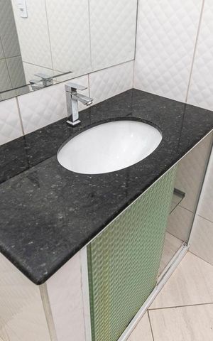 Casa à venda com 240m², 3 quartos e 3 vagas Casa à venda com 240m², 3 quartos e 3 vagasBanheiro Social