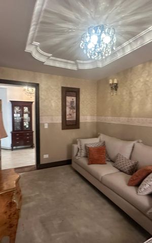 Casa de condomínio à venda com 675m², 4 quartos e 4 vagas Casa de condomínio à venda com 675m², 4 quartos e 4 vagasSala 3