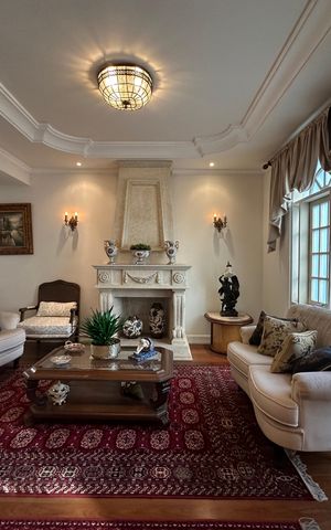 Casa de condomínio à venda com 675m², 4 quartos e 4 vagas Casa de condomínio à venda com 675m², 4 quartos e 4 vagasSala 1