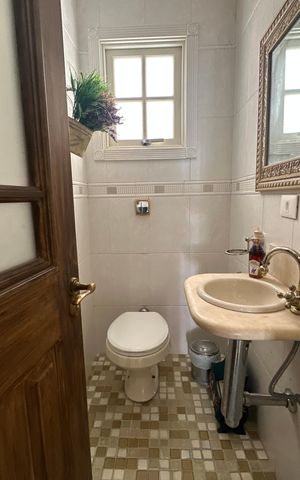 Casa de condomínio à venda com 675m², 4 quartos e 4 vagas Casa de condomínio à venda com 675m², 4 quartos e 4 vagasÁrea comum