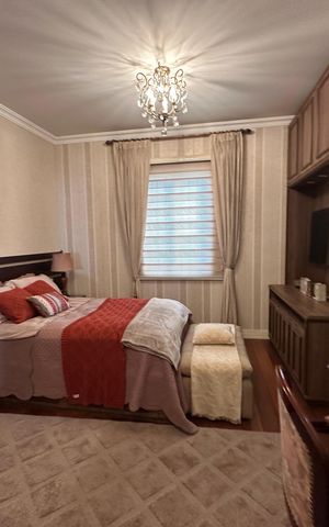 Casa de condomínio à venda com 675m², 4 quartos e 4 vagas Casa de condomínio à venda com 675m², 4 quartos e 4 vagasSuíte 2