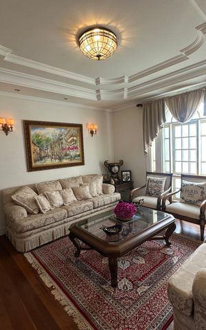 Casa de condomínio à venda com 675m², 4 quartos e 4 vagas Casa de condomínio à venda com 675m², 4 quartos e 4 vagasSala 2