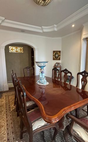 Casa de condomínio à venda com 675m², 4 quartos e 4 vagas Casa de condomínio à venda com 675m², 4 quartos e 4 vagasSala de Jantar