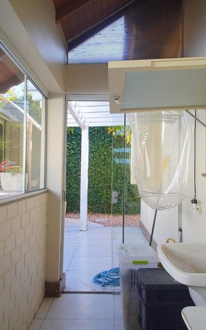 Casa para alugar com 250m², 3 quartos e 2 vagasÁrea de Serviço