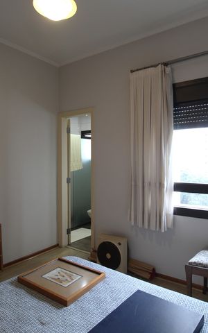 Apartamento à venda com 242m², 4 quartos e 4 vagasQuarto 3 - Suíte