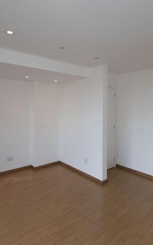 Apartamento à venda com 250m², 3 quartos e 3 vagas Apartamento à venda com 250m², 3 quartos e 3 vagasSuíte 1
