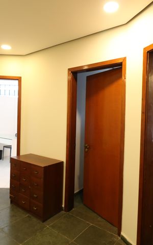 Casa para alugar com 187m², 3 quartos e 2 vagasCorredor