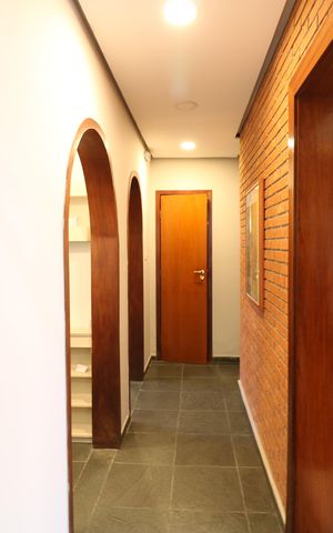 Casa para alugar com 187m², 3 quartos e 2 vagasCorredor