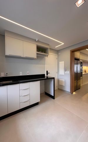 Apartamento à venda com 153m², 3 quartos e 3 vagas Apartamento à venda com 153m², 3 quartos e 3 vagasCozinha