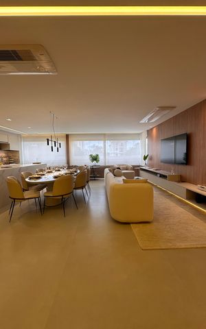 Apartamento à venda com 153m², 3 quartos e 3 vagas Apartamento à venda com 153m², 3 quartos e 3 vagasSala