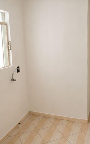 Casa à venda com 128m², 2 quartos e 1 vaga