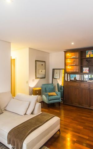 Apartamento à venda com 141m², 2 quartos e 1 vaga Apartamento à venda com 141m², 2 quartos e 1 vagaSala