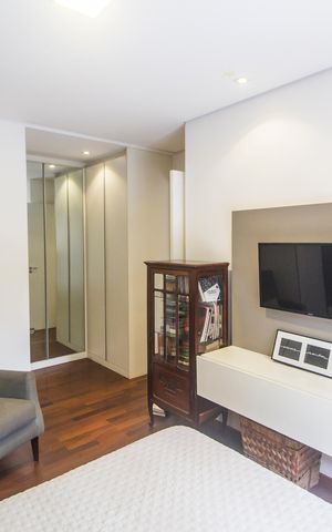 Apartamento à venda com 141m², 2 quartos e 1 vaga Apartamento à venda com 141m², 2 quartos e 1 vagaSuíte