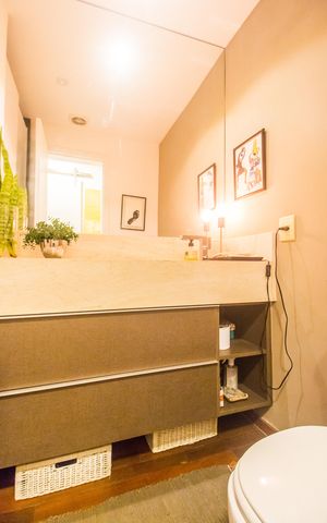 Apartamento à venda com 141m², 2 quartos e 1 vaga Apartamento à venda com 141m², 2 quartos e 1 vagaBanheiro 2