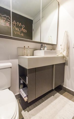 Apartamento à venda com 141m², 2 quartos e 1 vaga Apartamento à venda com 141m², 2 quartos e 1 vagaBanheiro da Suíte