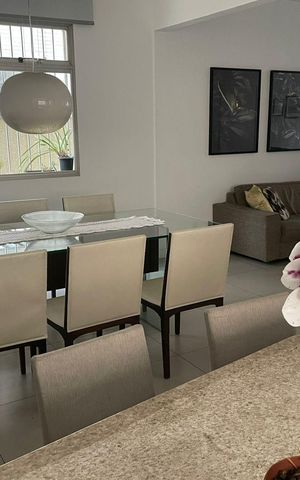 Apartamento à venda com 160m², 4 quartos e 2 vagas Apartamento à venda com 160m², 4 quartos e 2 vagasSala de jantar