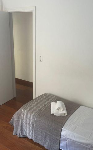 Apartamento à venda com 160m², 4 quartos e 2 vagas Apartamento à venda com 160m², 4 quartos e 2 vagasQuarto