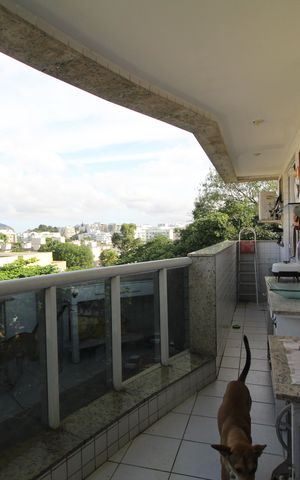 Apartamento à venda com 90m², 3 quartos e 2 vagasSala - Varanda