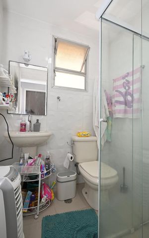Apartamento para alugar com 70m², 2 quartos e 2 vagasBanheiro
