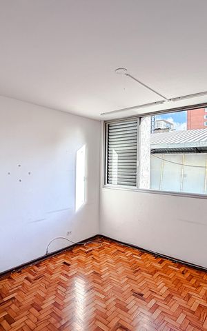Apartamento à venda com 205m², 4 quartos e 2 vagas Apartamento à venda com 205m², 4 quartos e 2 vagasQuarto 1