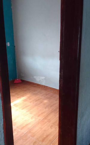 Casa para alugar com 100m², 2 quartos e 2 vagas Casa para alugar com 100m², 2 quartos e 2 vagasQuarto