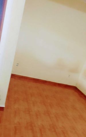 Casa para alugar com 100m², 2 quartos e 2 vagas Casa para alugar com 100m², 2 quartos e 2 vagasQuarto