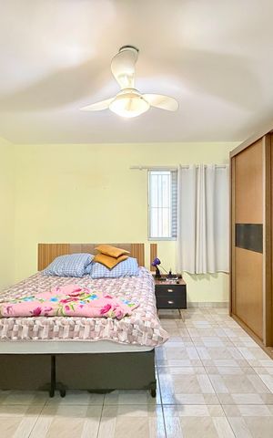 Casa à venda com 221m², 2 quartos e 3 vagas Casa à venda com 221m², 2 quartos e 3 vagasSuíte 2