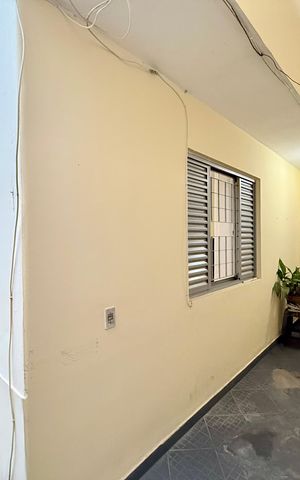 Casa à venda com 221m², 2 quartos e 3 vagas Casa à venda com 221m², 2 quartos e 3 vagasQuintal