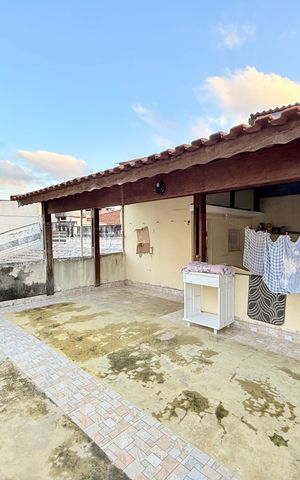 Casa à venda com 221m², 2 quartos e 3 vagas Casa à venda com 221m², 2 quartos e 3 vagasTerraço