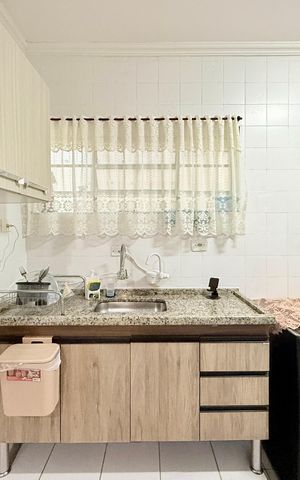 Casa à venda com 221m², 2 quartos e 3 vagas Casa à venda com 221m², 2 quartos e 3 vagasCozinha