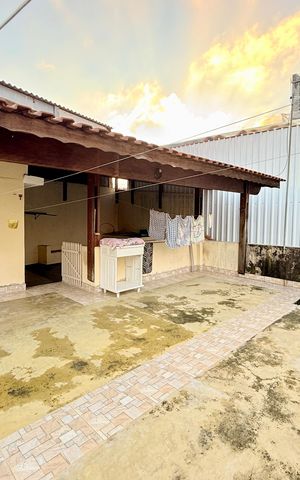 Casa à venda com 221m², 2 quartos e 3 vagas Casa à venda com 221m², 2 quartos e 3 vagasTerraço