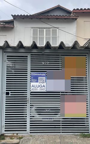 Casa à venda com 52m², 2 quartos e 1 vaga Casa à venda com 52m², 2 quartos e 1 vagaFachada+Placa
