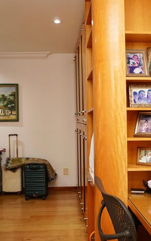 Apartamento à venda com 240m², 4 quartos e 3 vagas Apartamento à venda com 240m², 4 quartos e 3 vagasSuíte 3