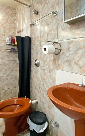 Casa à venda com 206m², 2 quartos e 1 vaga Casa à venda com 206m², 2 quartos e 1 vagaBanheiro