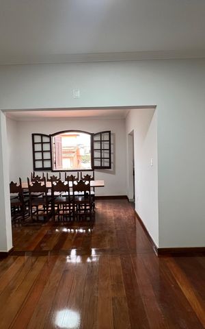 Casa à venda com 85m², 3 quartos e 1 vaga Casa à venda com 85m², 3 quartos e 1 vagaSala