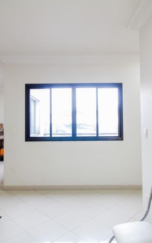 Casa à venda com 220m², 4 quartos e 5 vagasCorredores 2º Piso