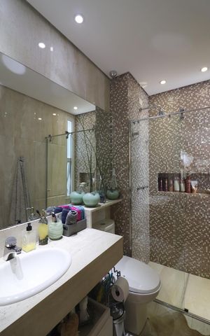 Apartamento à venda com 200m², 3 quartos e 2 vagasBanheiro Social
