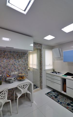 Apartamento à venda com 200m², 3 quartos e 2 vagasCozinha 