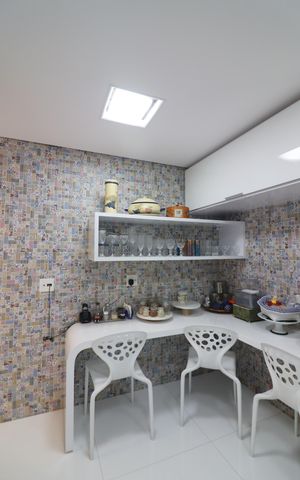 Apartamento à venda com 200m², 3 quartos e 2 vagasCozinha 