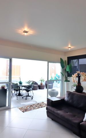 Apartamento à venda com 200m², 3 quartos e 2 vagasSala Cobertura 