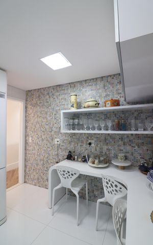 Apartamento à venda com 200m², 3 quartos e 2 vagasCozinha 