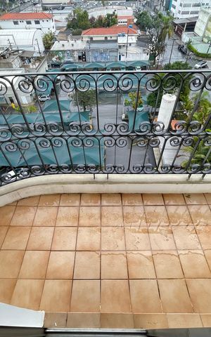 Apartamento à venda com 71m², 2 quartos e 1 vaga Apartamento à venda com 71m², 2 quartos e 1 vagaVaranda