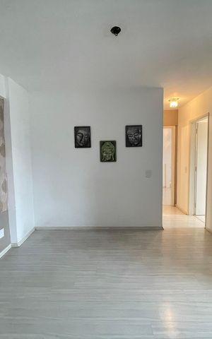 Apartamento à venda com 71m², 2 quartos e 1 vaga Apartamento à venda com 71m², 2 quartos e 1 vagaSala