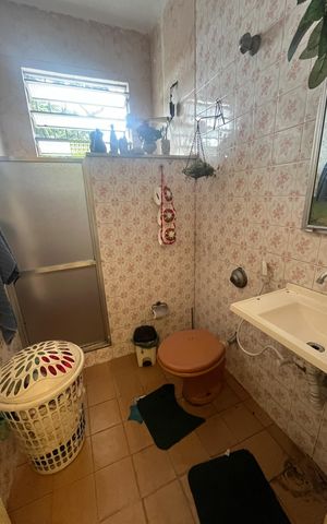 Apartamento à venda com 100m², 2 quartos e sem vaga Apartamento à venda com 100m², 2 quartos e sem vagaBanheiro